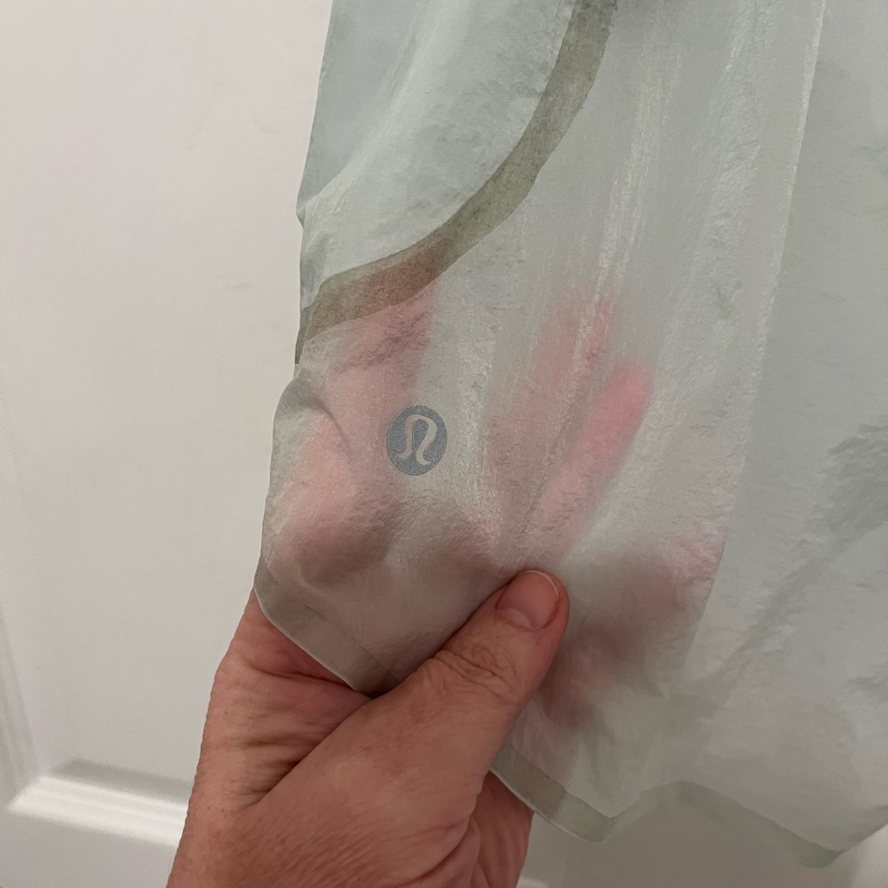 Lululemon Step Out Short Size 2 Ocean Air OCNA 3"Water Repellent - Picture 6 of 13
